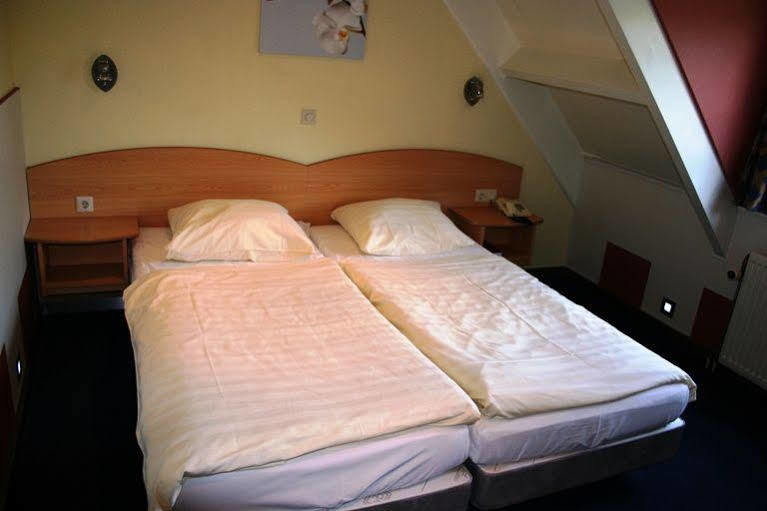 Oke Hotel De Leygraaf Heeswijk Dinther Uden Exterior photo